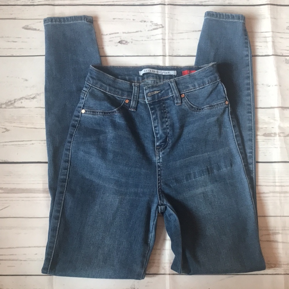 The Deb High-Rise Curvy Skinny Jeans